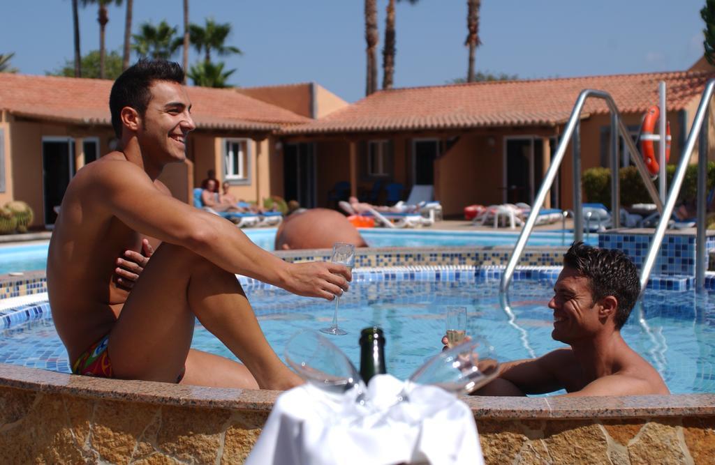 HOTEL BUNGALOWS LOS ALMENDROS - GAY EXCLUSIVE PLAYA DEL INGLES (GRAN CANARIA)  3* (Spain) - from £ 90 | HOTELMIX